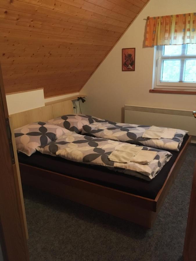 Chata U Lesa Výprachtice Exteriör bild